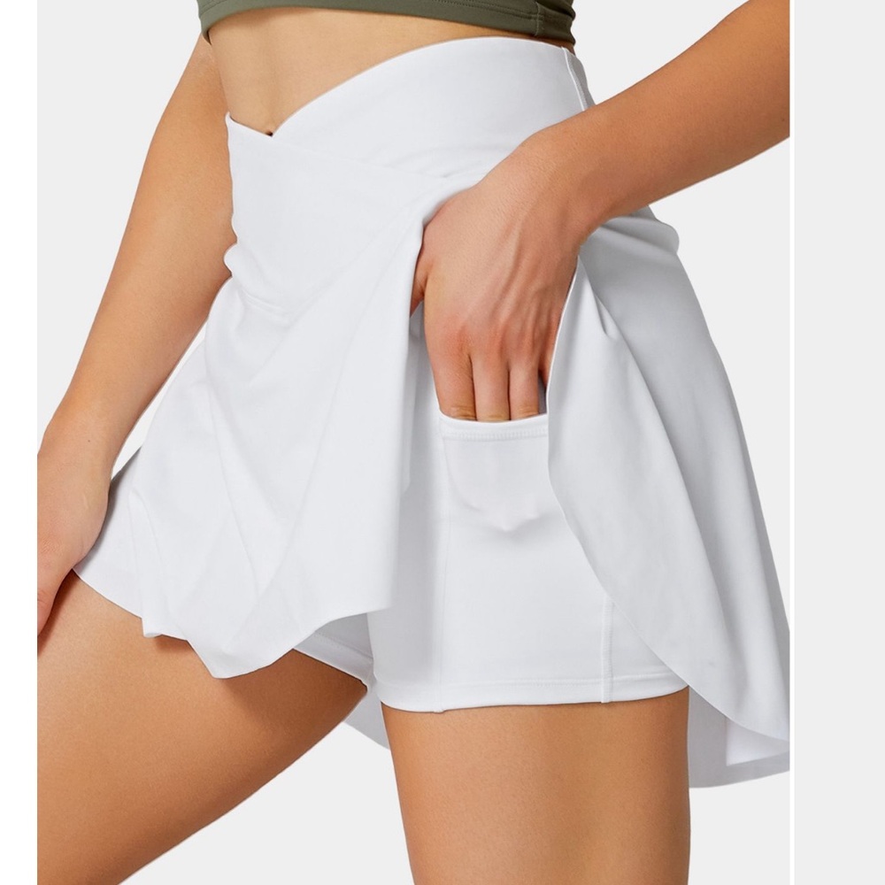 Halara Everyday Crossover 2-in-1 Side Pocket Cool Tennis Skirt XS